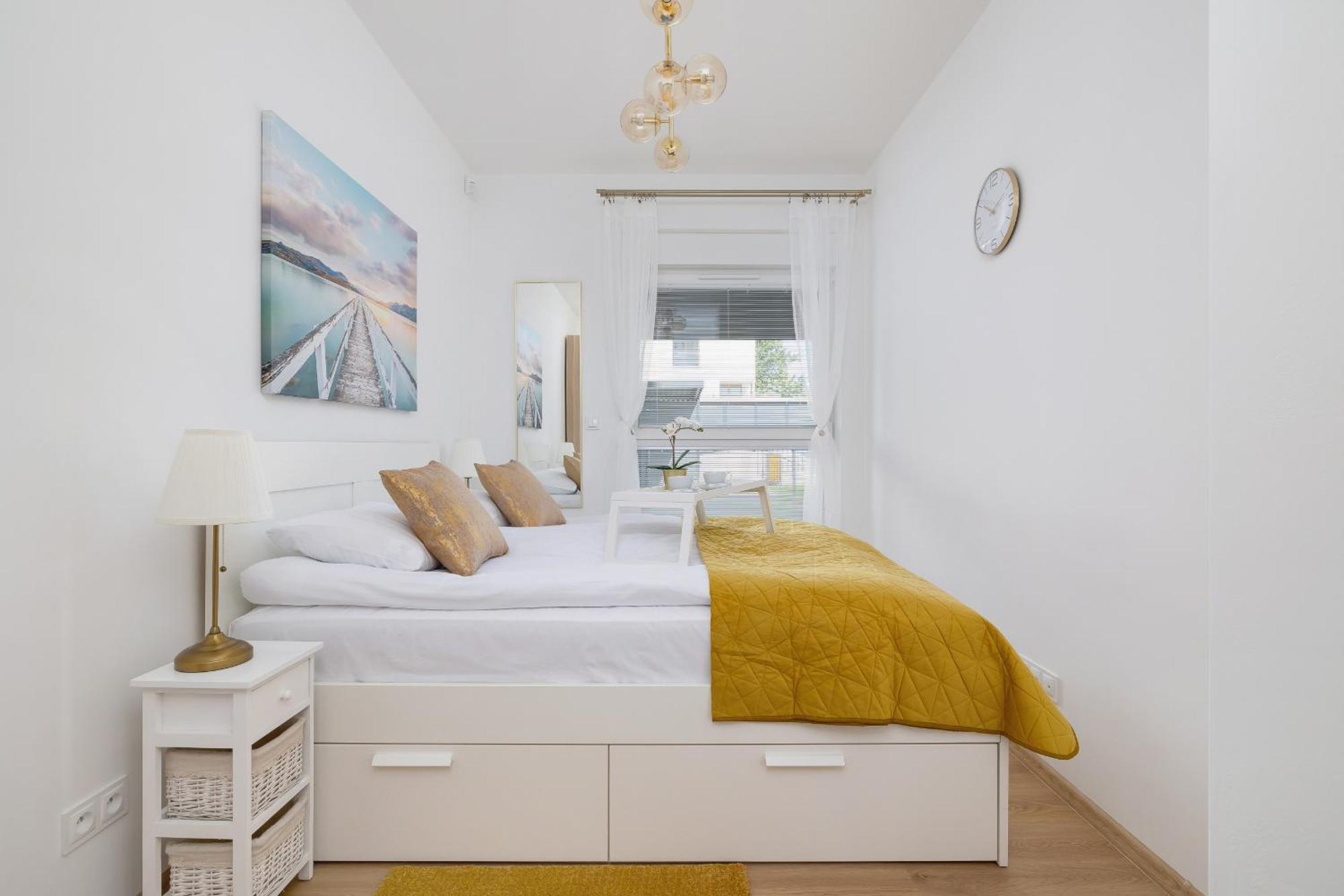 Luxury Two Bedroom Apartment With Terrace And Parking By Renters Prestige Katowice Luaran gambar